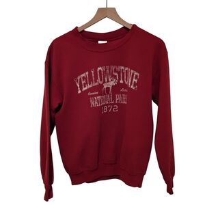 Yellowstone National Park Sweatshirt Red Women's Size Small